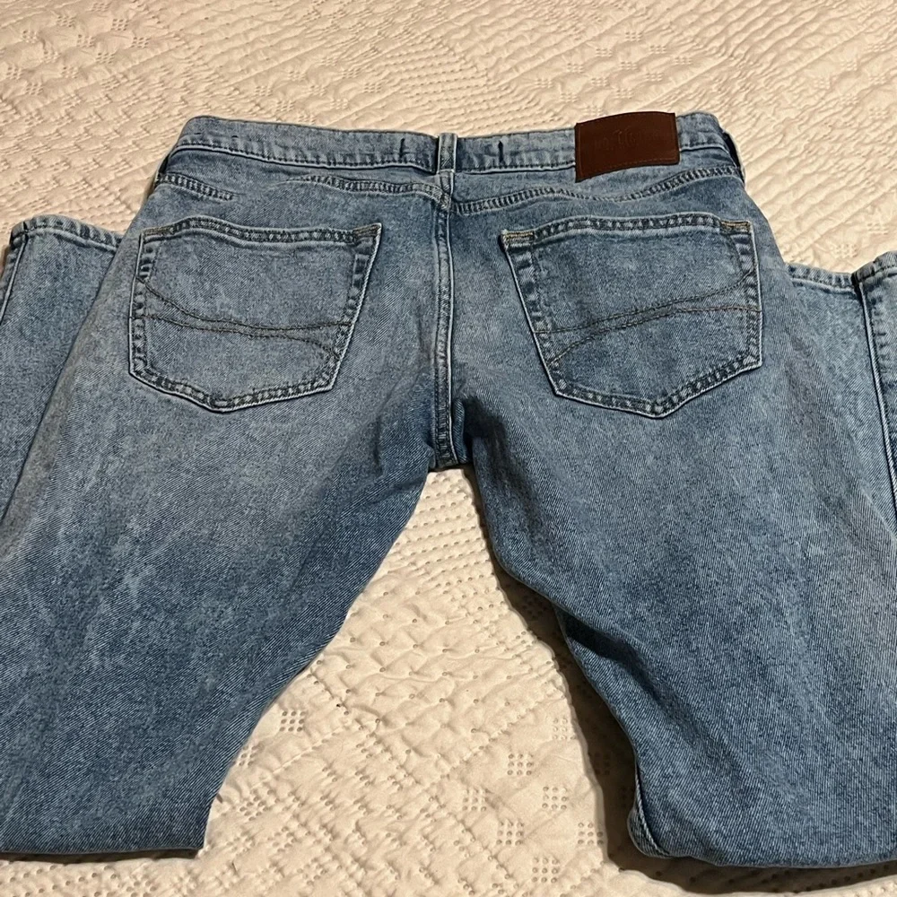 - Hollister Skinny Epic Flex Jeans Light  Wash 31x32 Distressed - Picture 6 of 6